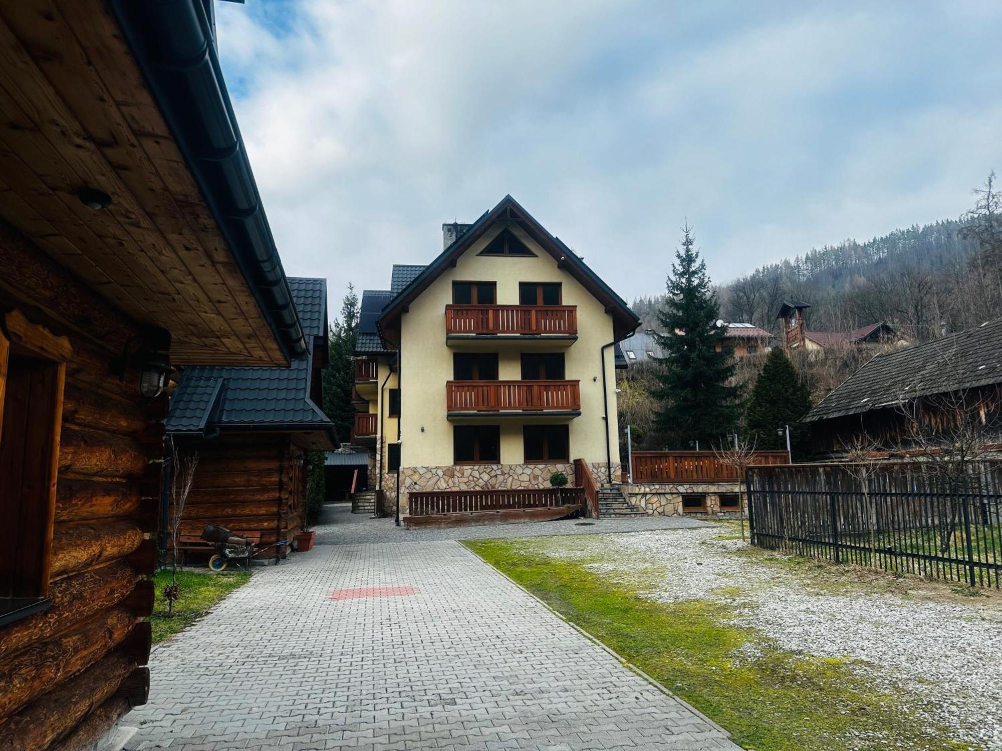 슈차브니차 Nad Grajcarkiem 빌라 외부 사진